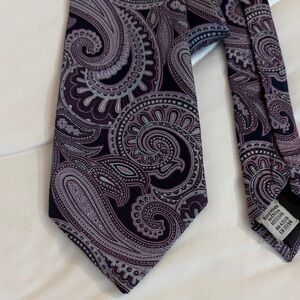 Geoffrey Beene Paisley Tie in Deep Purple and Gray